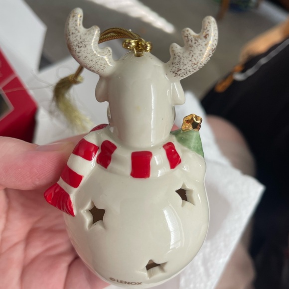 NWT Color changing moose ornament - Picture 4 of 8